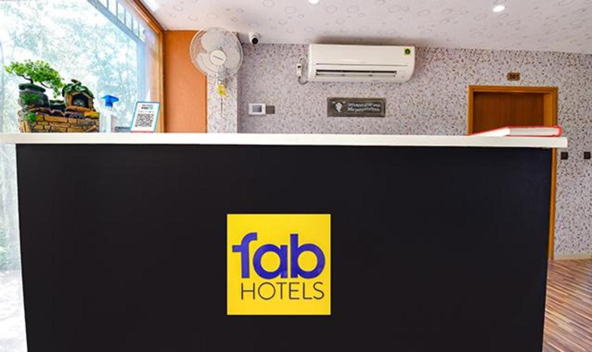 Fabhotel Siddharth Corporate - Vavol, Gandhinagar Dış mekan fotoğraf