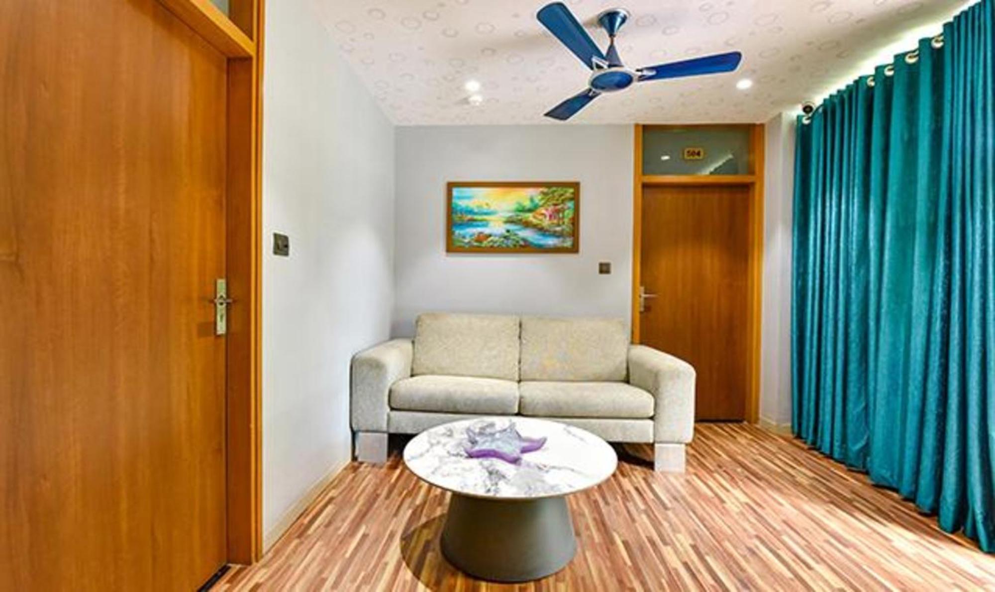 Fabhotel Siddharth Corporate - Vavol, Gandhinagar Dış mekan fotoğraf