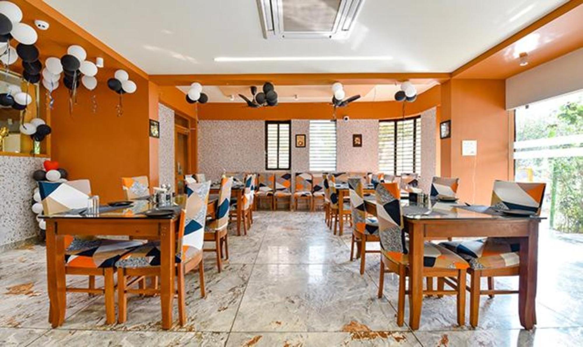 Fabhotel Siddharth Corporate - Vavol, Gandhinagar Dış mekan fotoğraf